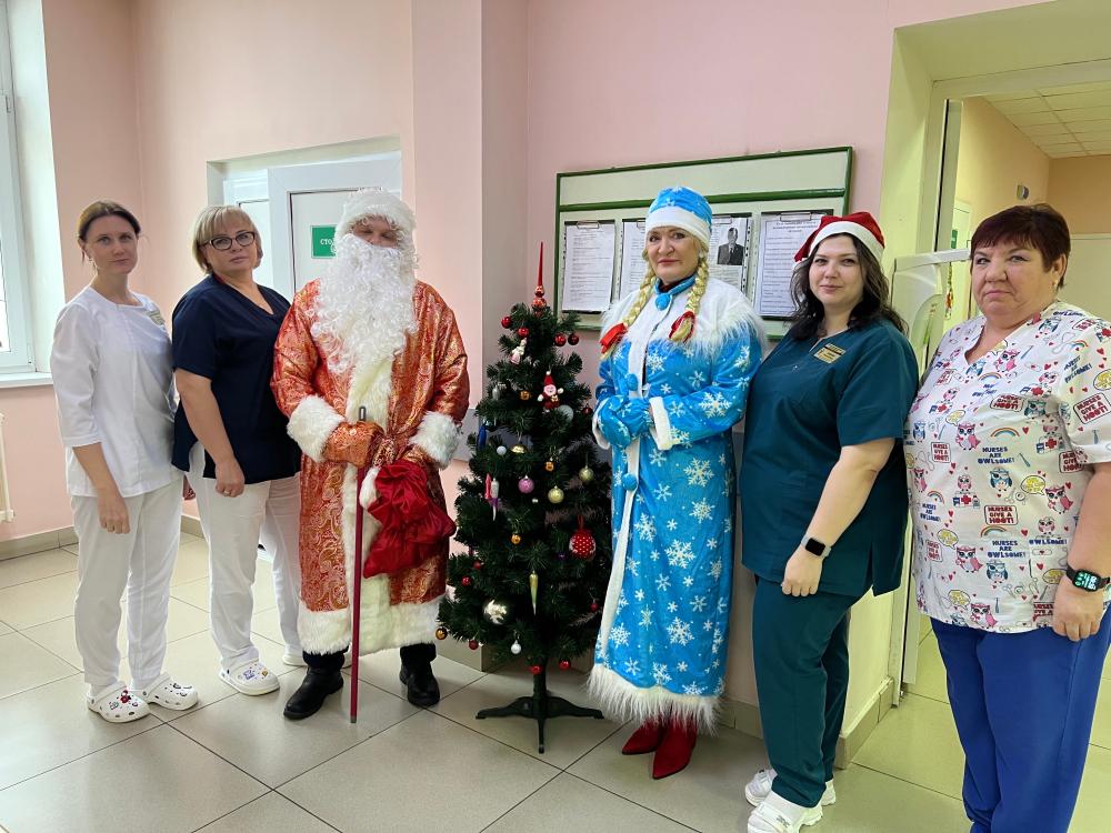 Сотрудники ТООКД устроили новогоднее чудо для пациентов